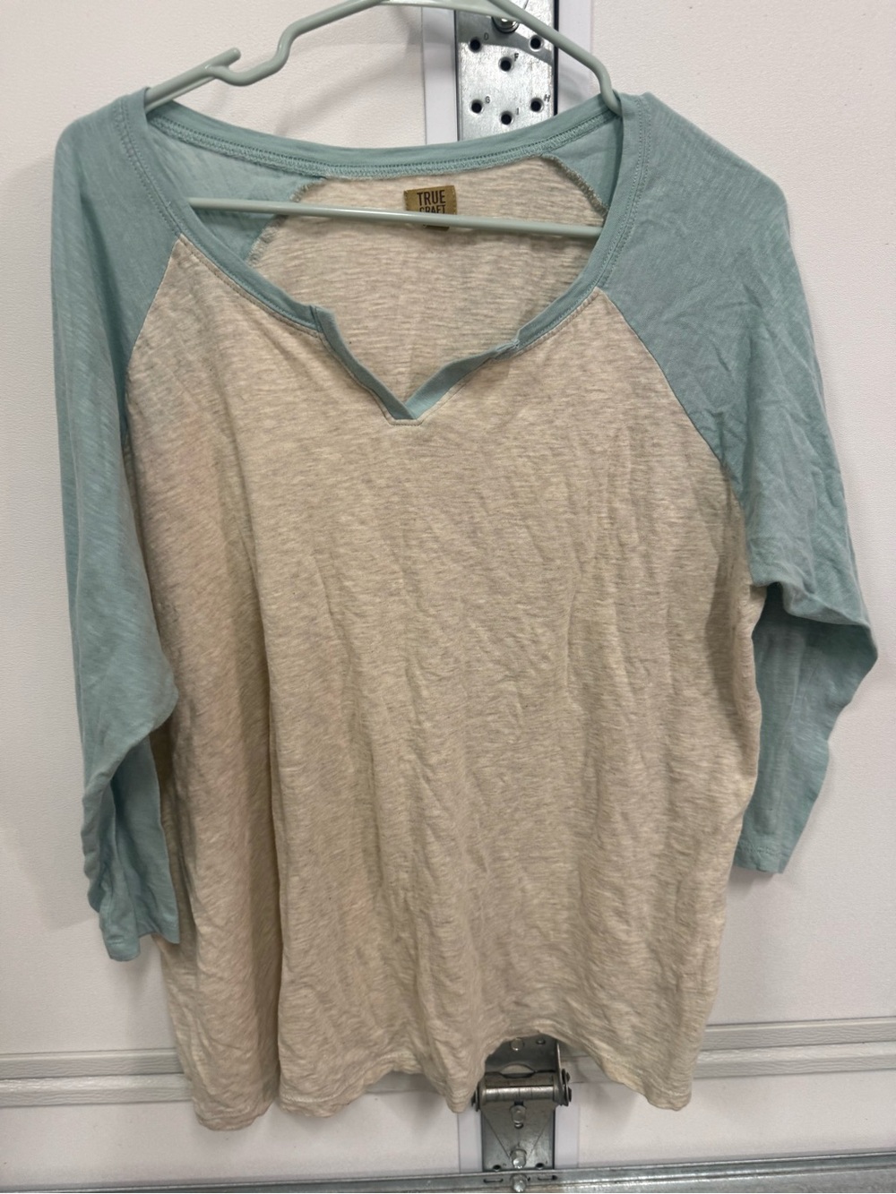 True Craft Cream Body Light Blue Raglan Long Sleeve Tee